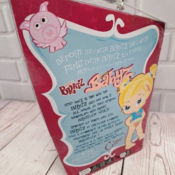 NEW Bratz Babyz Cloe Baby doll 5" 2023 MGA Entertainment w/ accessory + Blanket - Picture 4 of 7